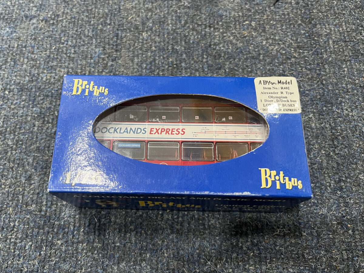 1/76 Limited Edition - Olympian 1 Door Bus "Docklands Express"