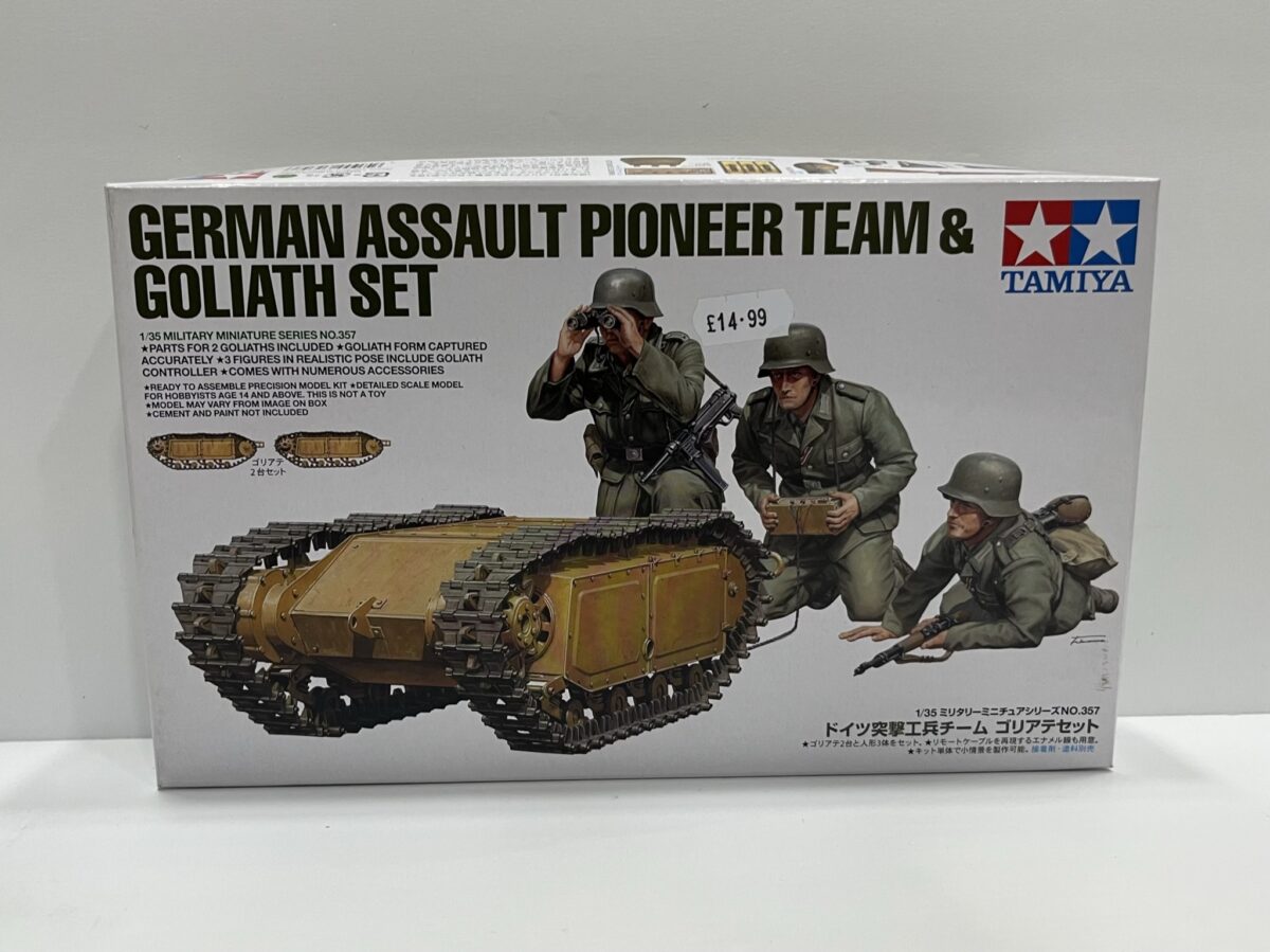 1/35 German Assault Pioneer Team & Goliath