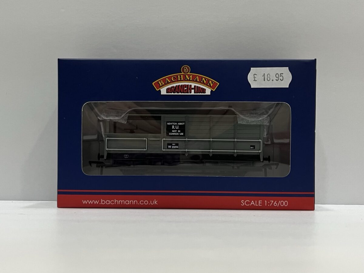 OO 20 Ton Toad Brake Van BR Grey