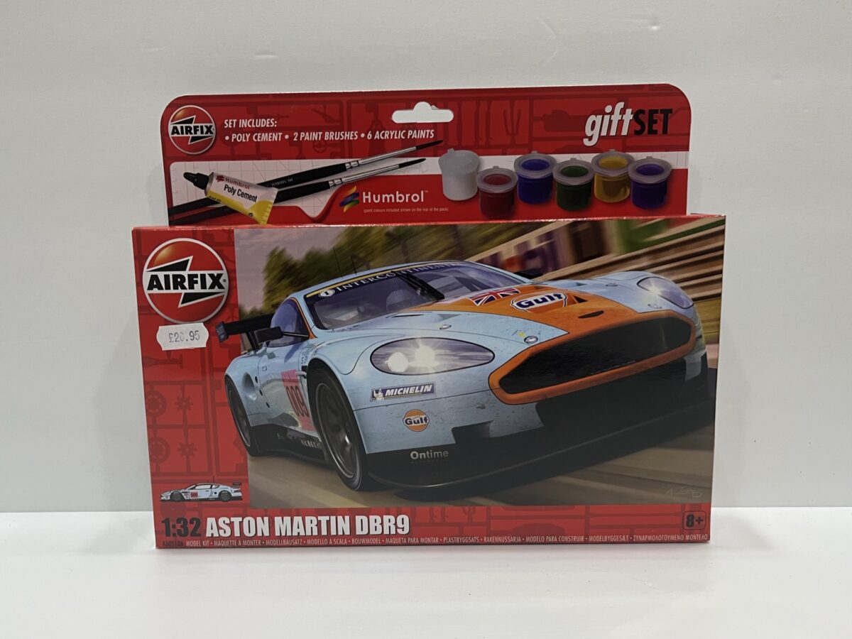 1/32 Aston Martin DBR9