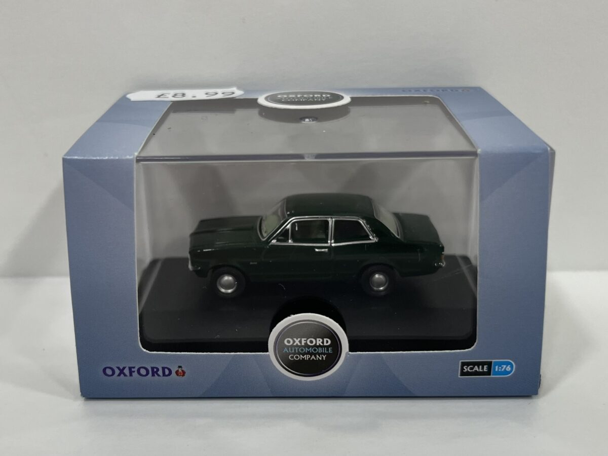 1/76 Rover P5B Arden Green (HRH The Queen)