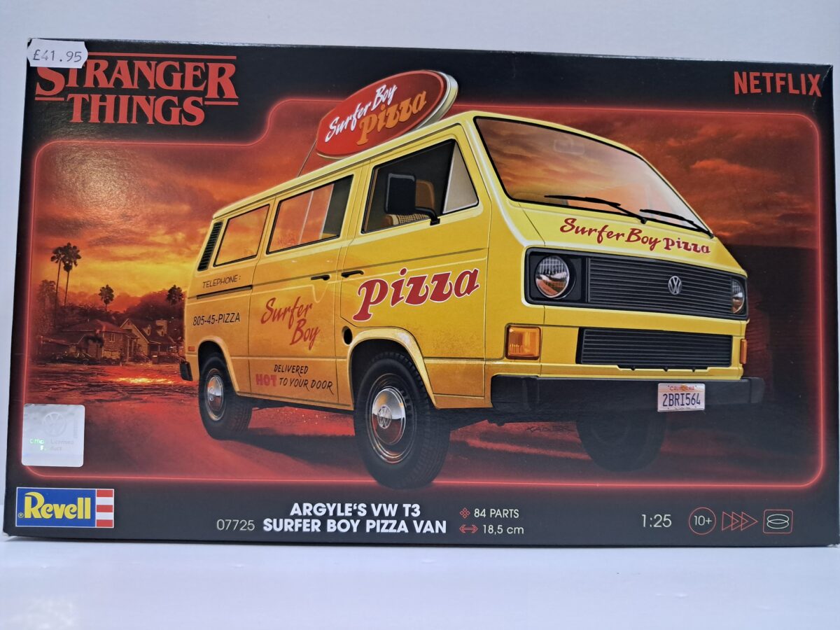 1/25 Revell Argyle's VW T3 Surfer Boy Pizza Van