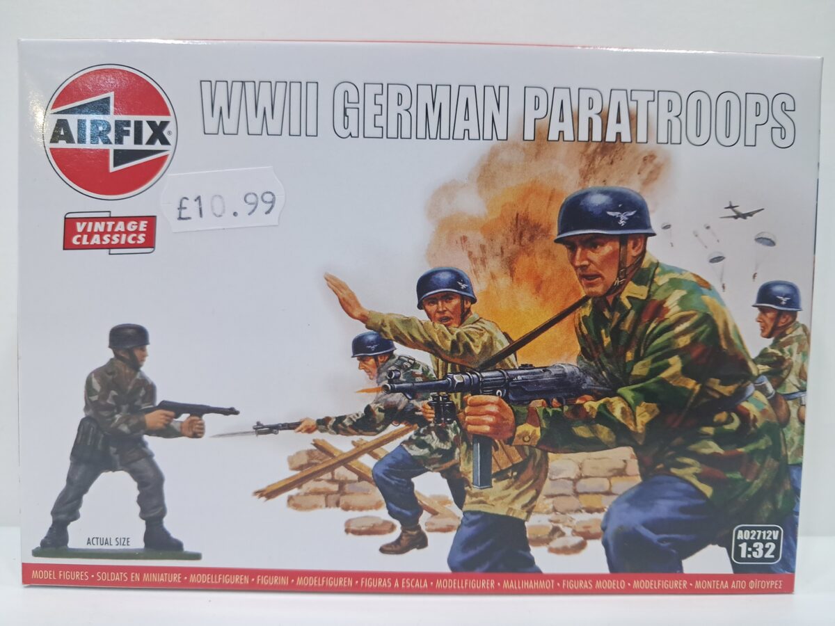 Airifx 1/32 WWII German Paratroops Vintage Classics