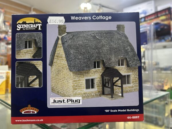 OO Bachmann Weavers Cottage Model Building
